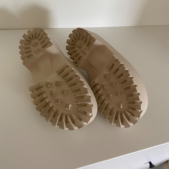 Target Wild Fable Chunky Clogs | Women's Size 8 - Picture 3 of 4